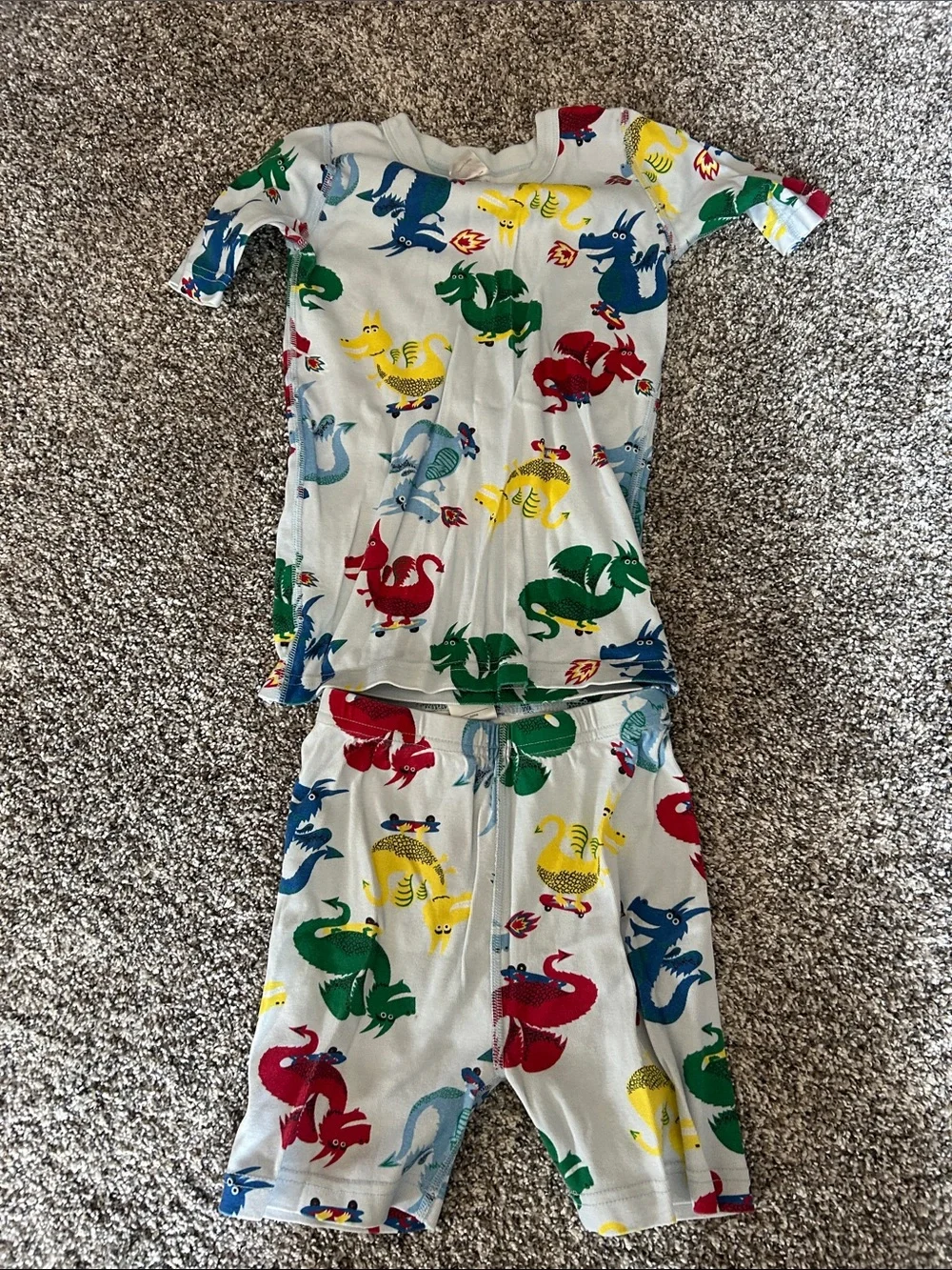 Hanna Andersson Multicolor Dragon Short Sleeve Pajama Set, worn once